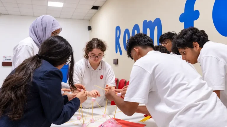 STEM Education in UAE: Benefits, Schools & Career Opportunities